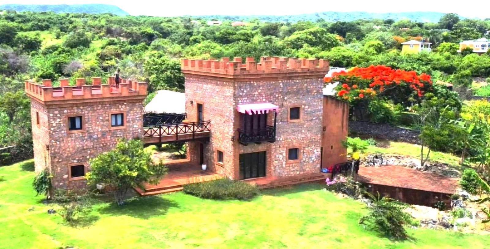 El Castillo Las Galeras Exterior photo